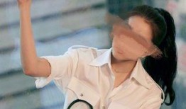 圈内八卦爆料当红明星,当红明星背后的惊人八卦