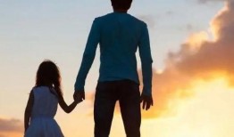 父亲女儿在线观看