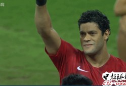 足球爆料最新消息逆天,惊天转会传闻，一队豪掷千金引全球瞩目！