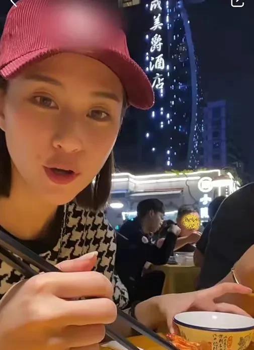 娱乐圈吃瓜爆料最准,揭秘明星背后的惊人真相！